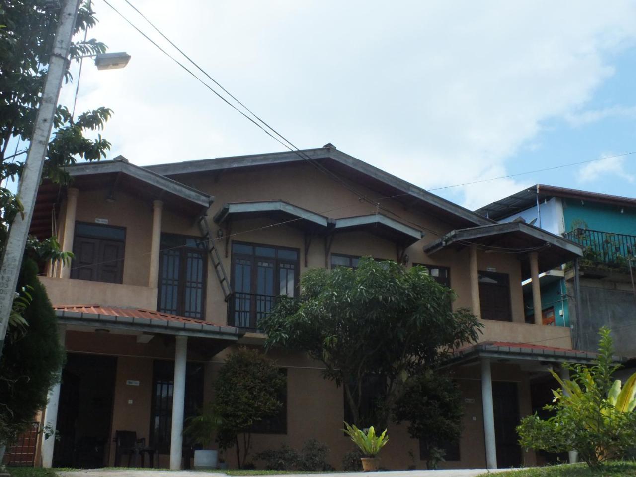 Hillsview Rest & Guest House Matale Exterior photo